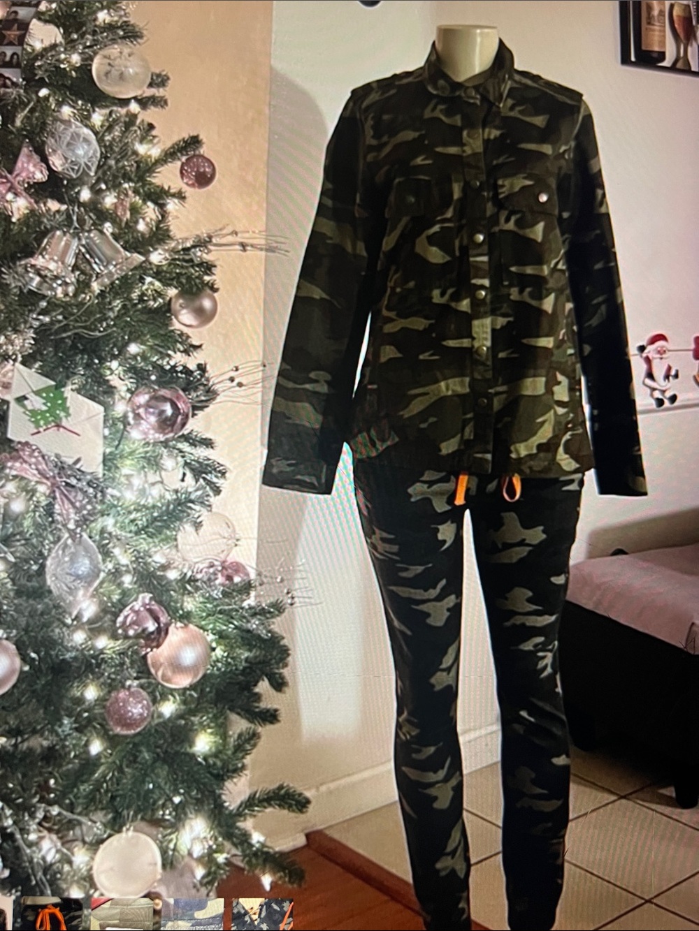 Forever 21 Green and Brown Camo Button-Up Jacket